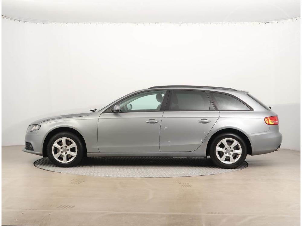 Audi A4 2.0 TDI, Automatick klima