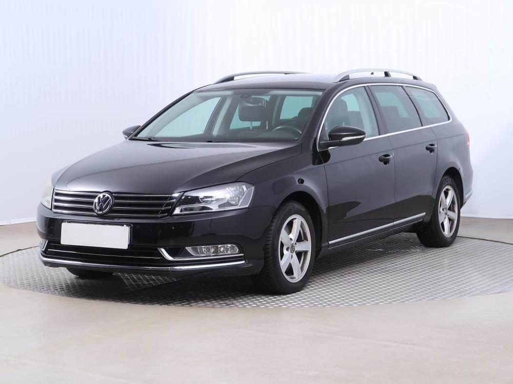 Volkswagen Passat 2.0 TDI, Navi, Koen sedaky