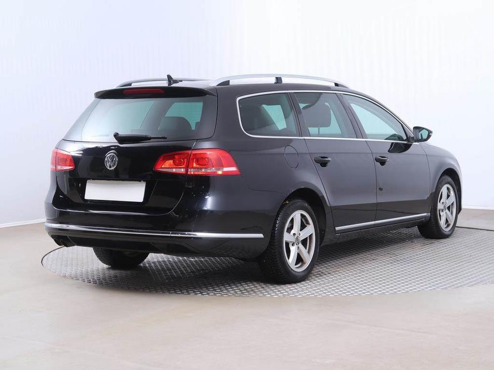 Volkswagen Passat 2.0 TDI, Navi, Koen sedaky