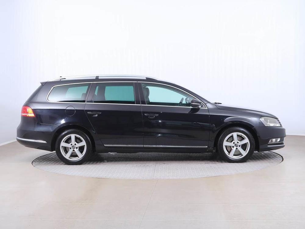 Volkswagen Passat 2.0 TDI, Navi, Koen sedaky