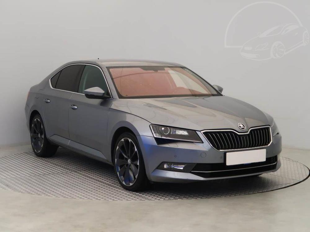 Škoda Superb 2.0 TDI, Automat, Kůže