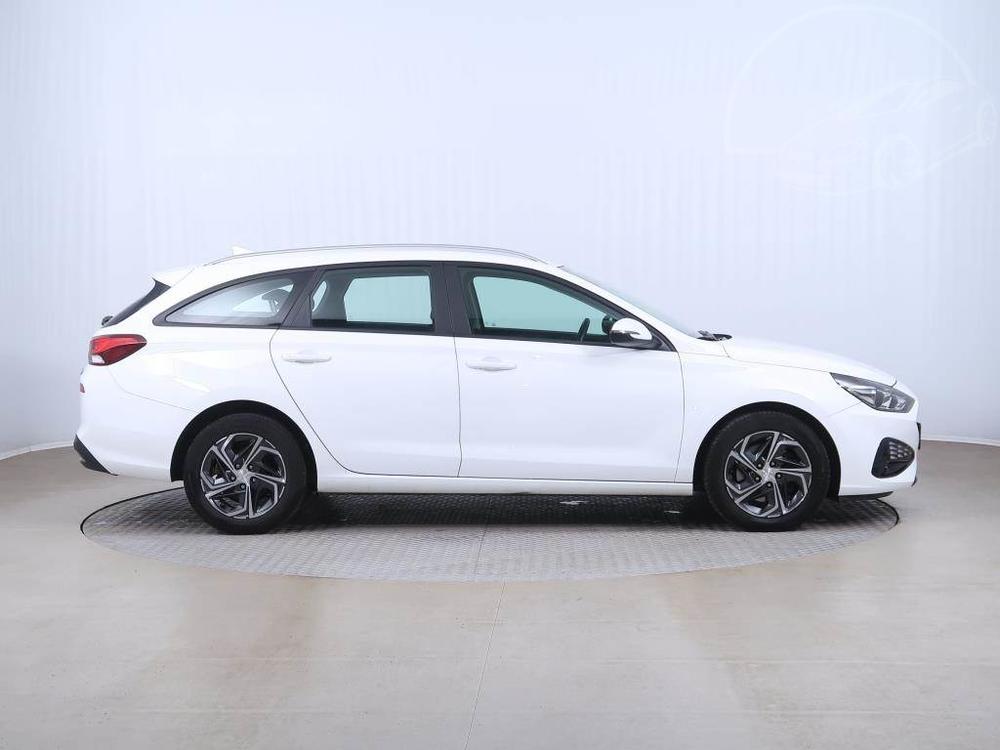 Hyundai i30 1.0 T-GDI, Automat, R,1.maj