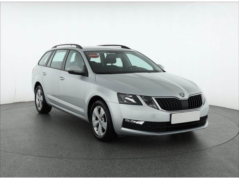 Škoda Octavia 1.6 TDI, Ambition, ČR,1.maj