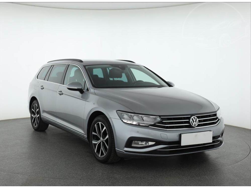 Prodm Volkswagen Passat 2.0 TSI, Automat, Serv.kniha