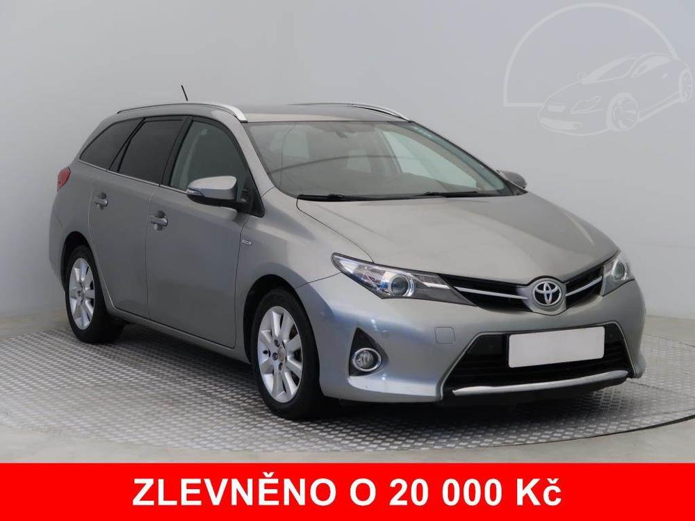 Prodm Toyota Auris 1.4 D-4D, NOV CENA