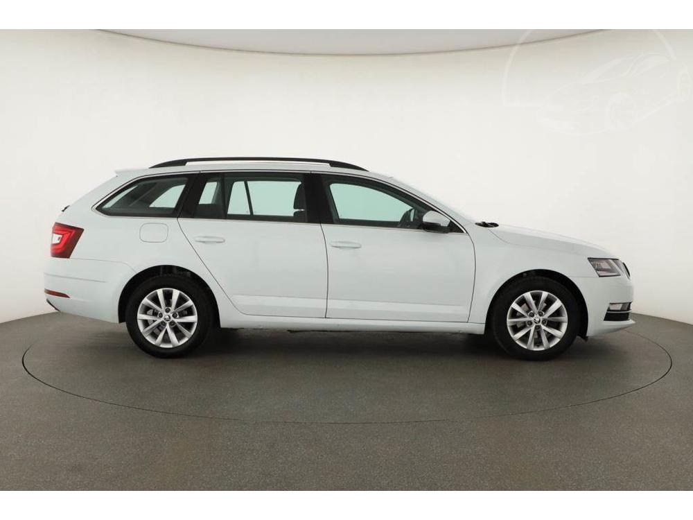 koda Octavia 1.6 TDI, Style, NOV CENA, R