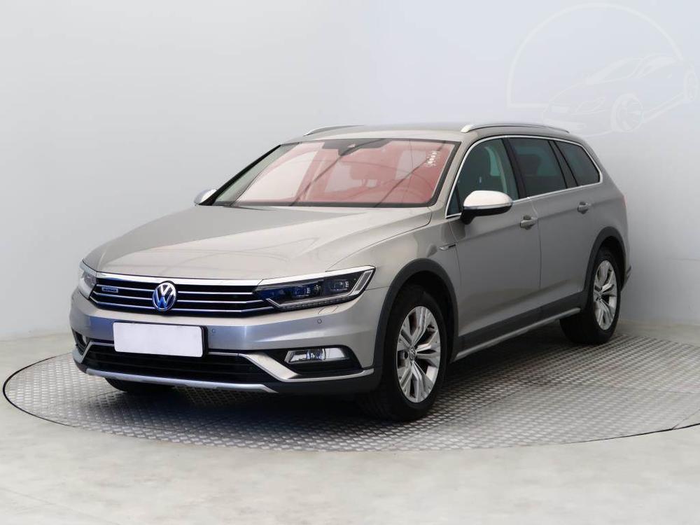 Volkswagen Passat 2.0 TDI, NOV CENA, 4X4