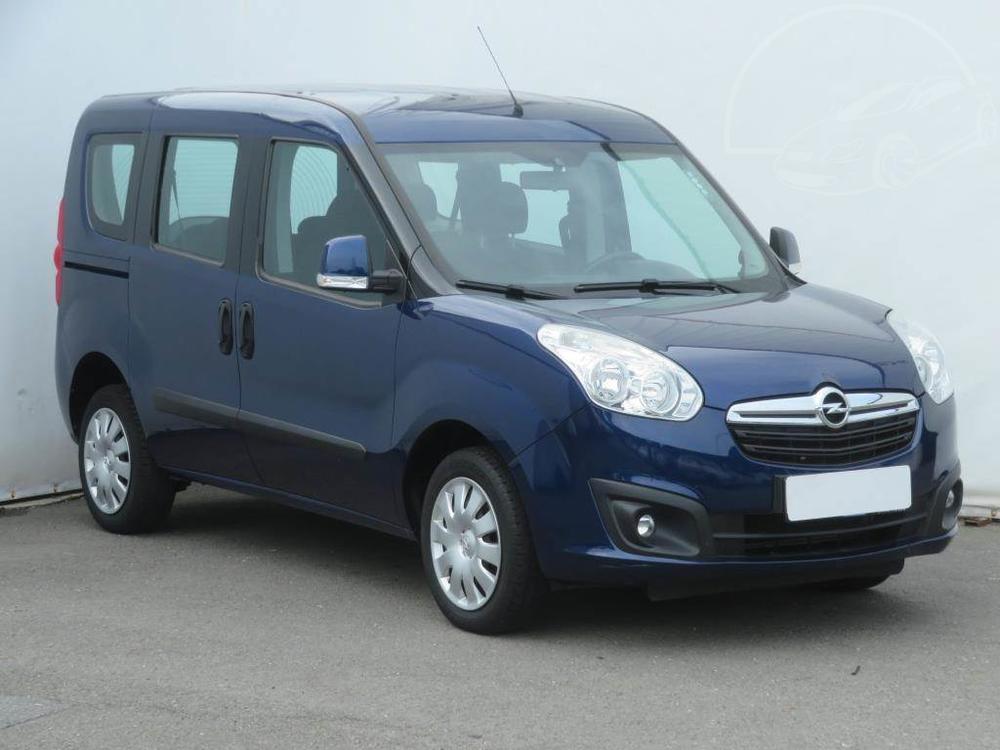 Prodm Opel Combo 1.4 16V, 5Mst, Klima, 1Maj