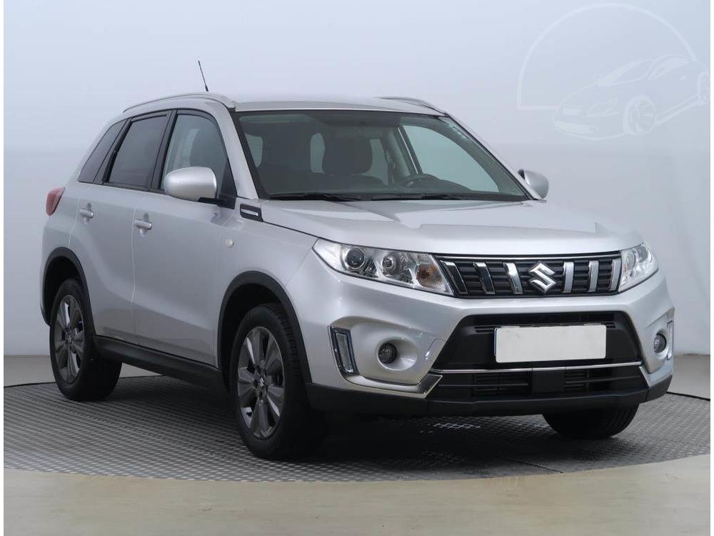 Suzuki Vitara 1.4 BoosterJet, ČR,1.maj