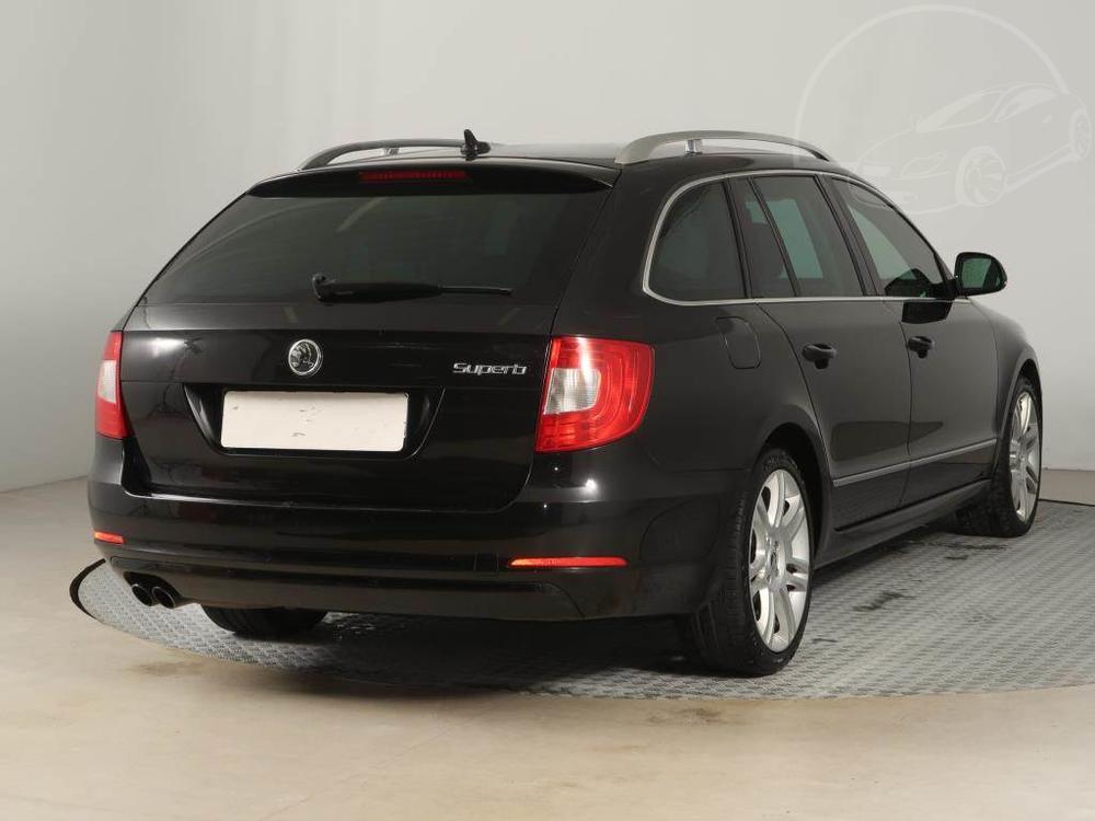 koda Superb 2.0 TDI, Elegance, Automat