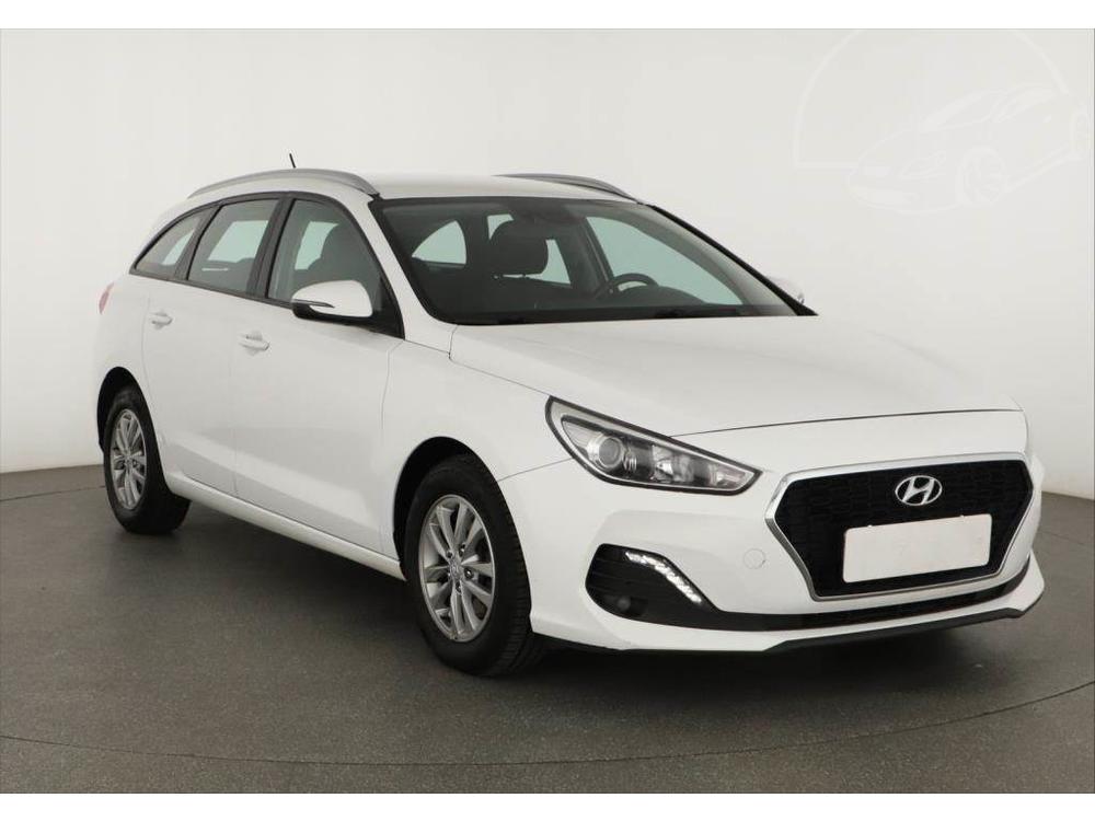 Hyundai i30 1.6 CRDi, Serv.kniha, Klima