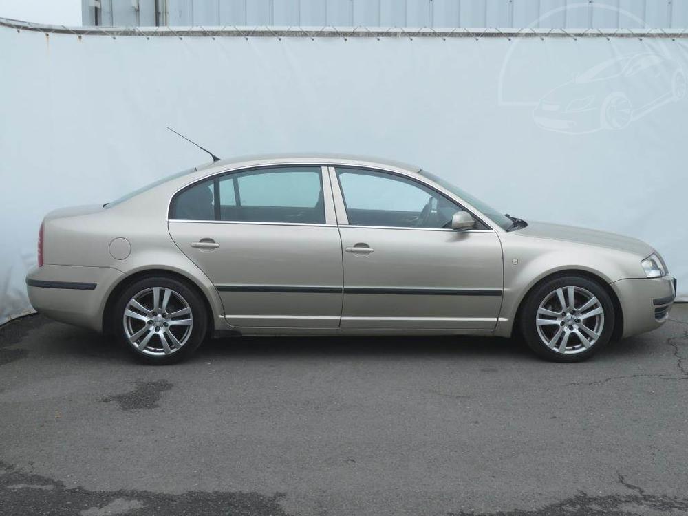 koda Superb 2.0 TDI, Comfort, po STK