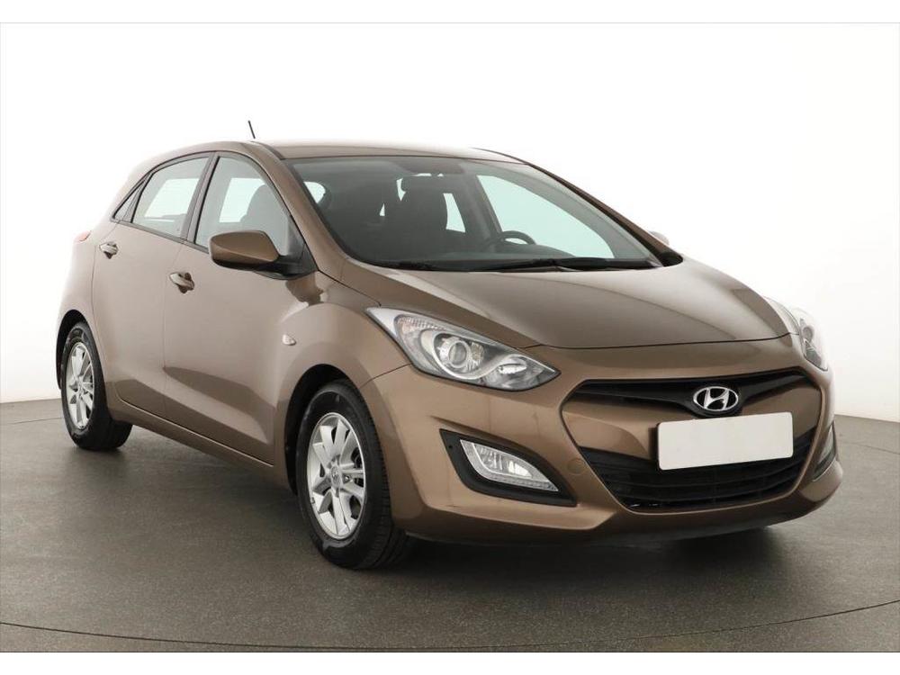 Hyundai i30 1.4 CVVT, Serv.kniha, Klima