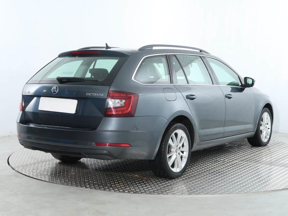 koda Octavia 2.0 TDI, Style, Serv.kniha