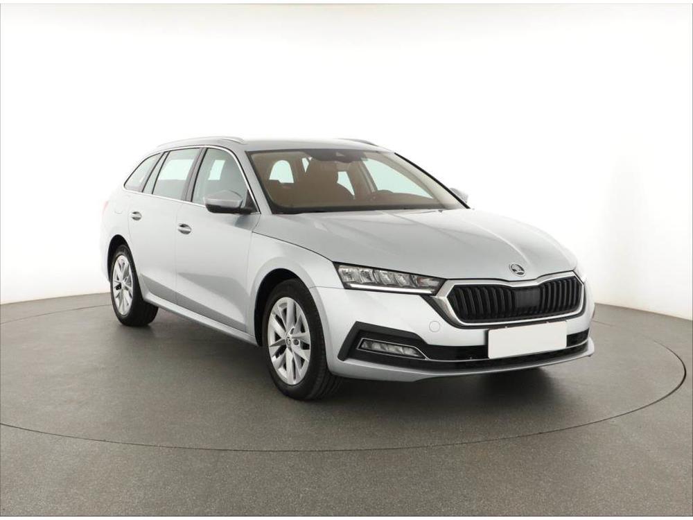 Škoda Octavia 2.0 TDI, Automat, ČR,1.maj