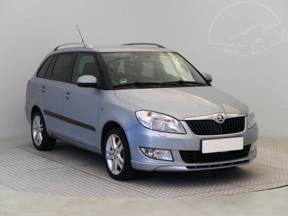 Škoda Fabia 1.2 TSI, ČR,1.maj, Serv.kniha