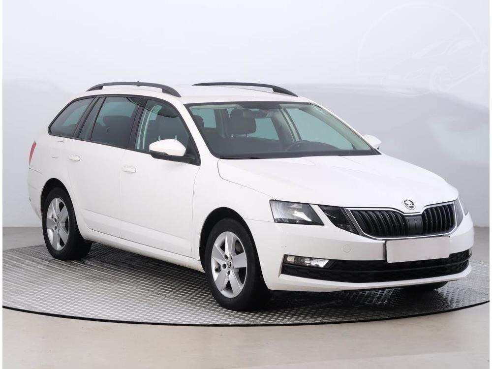 Škoda Octavia 1.0 TSI, ČR,2.maj, Serv.kniha