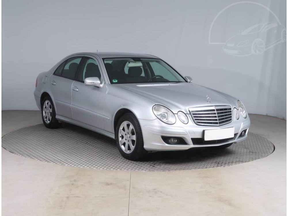 Mercedes-Benz E 200 200 Kompressor, Classic