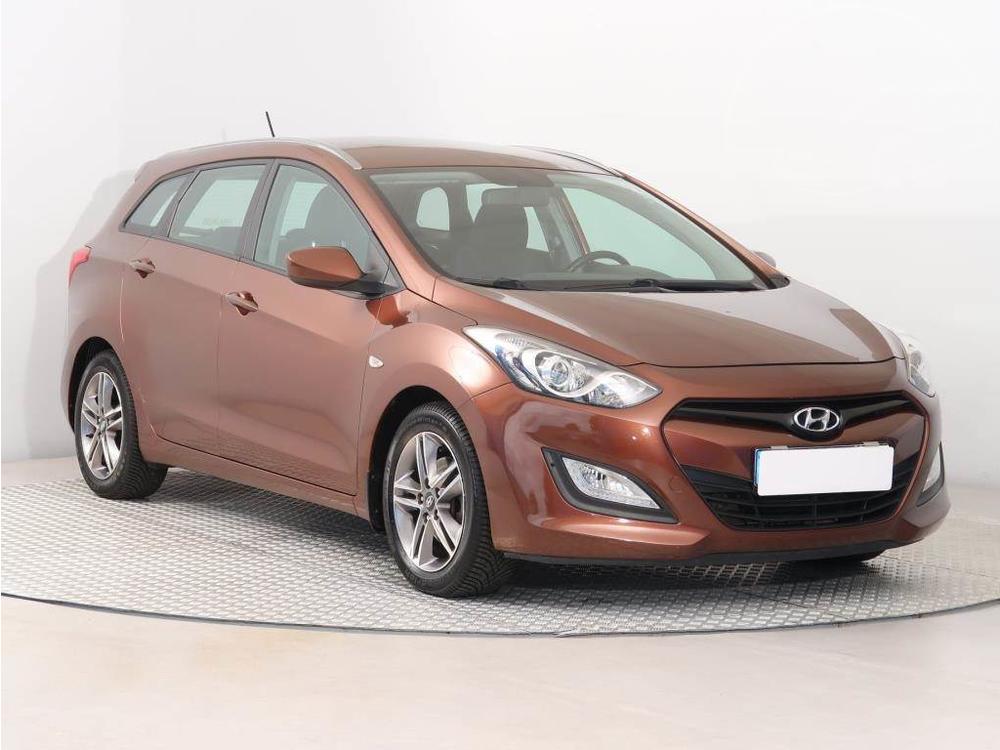 Hyundai i30 1.6 MPI, Serv.kniha