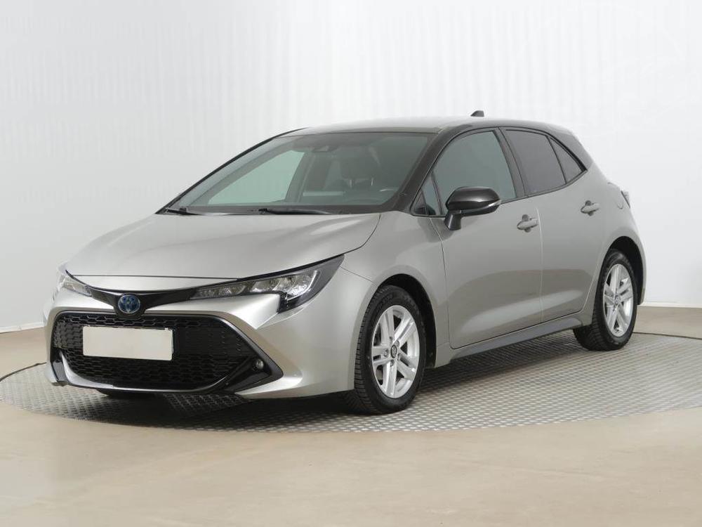 Toyota Corolla 1.8 Hybrid, NOVÁ CENA, Automat