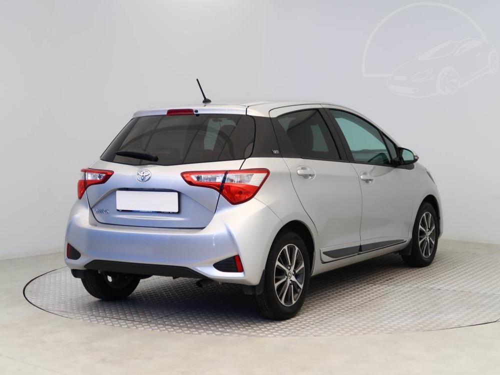 Toyota Yaris 1.5 Dual VVT-i, R,1.maj