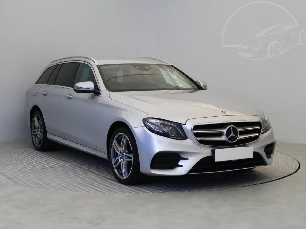 Mercedes-Benz E 220 220 d 4MATIC, AMG Paket, 4X4