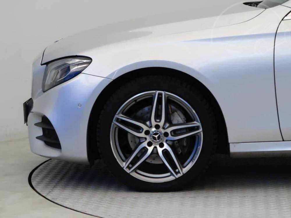 Mercedes-Benz E 220 220 d 4MATIC, AMG Paket