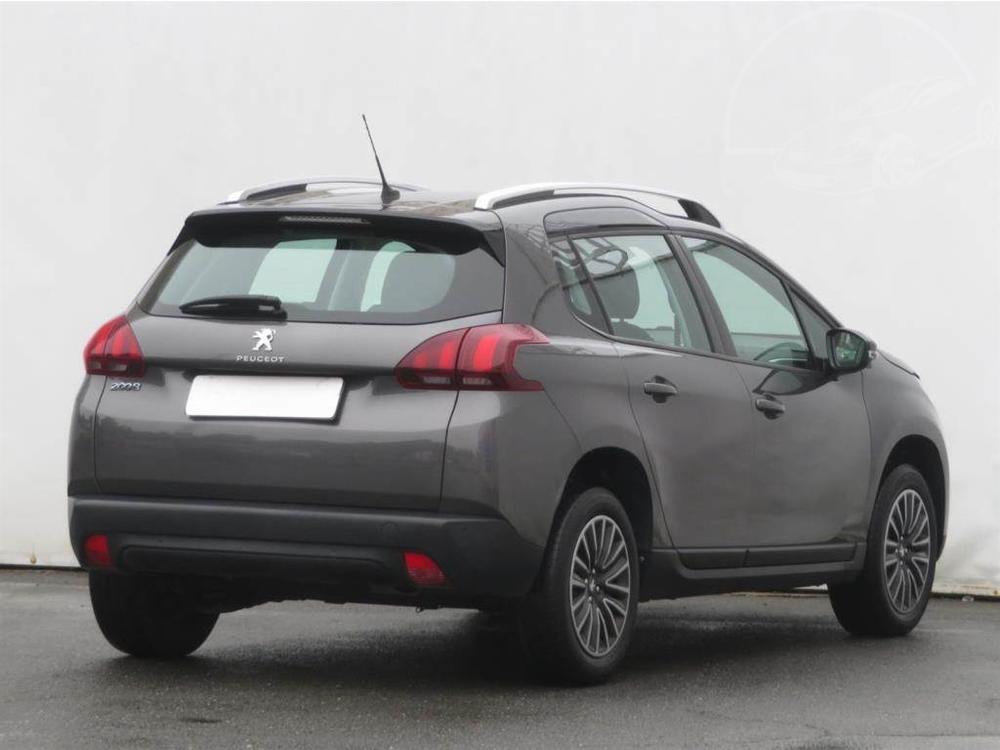 Peugeot 2008 1.2 PureTech, R,2.maj, Navi