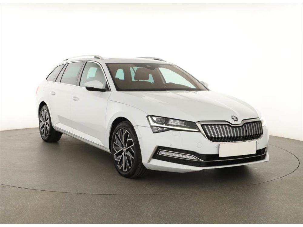 Škoda Superb iV 1.4 TSI PHEV