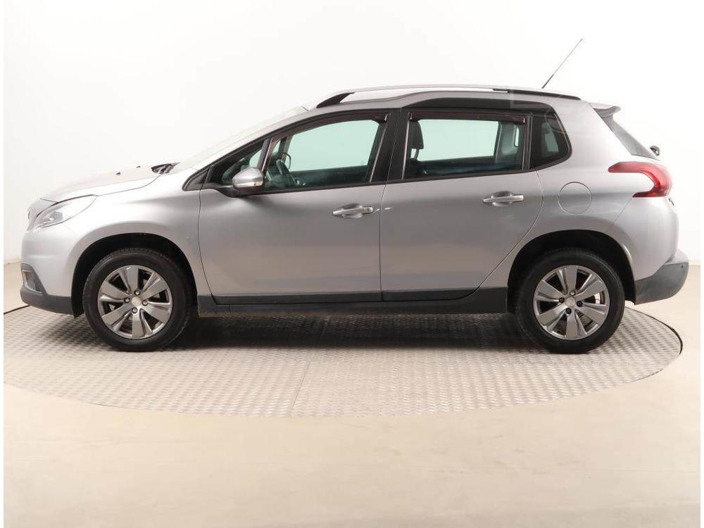 Peugeot 2008 1.2 PureTech, NOV CENA, R