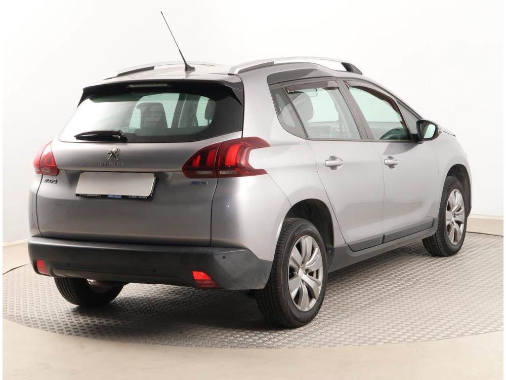 Peugeot 2008 1.2 PureTech, NOV CENA, R