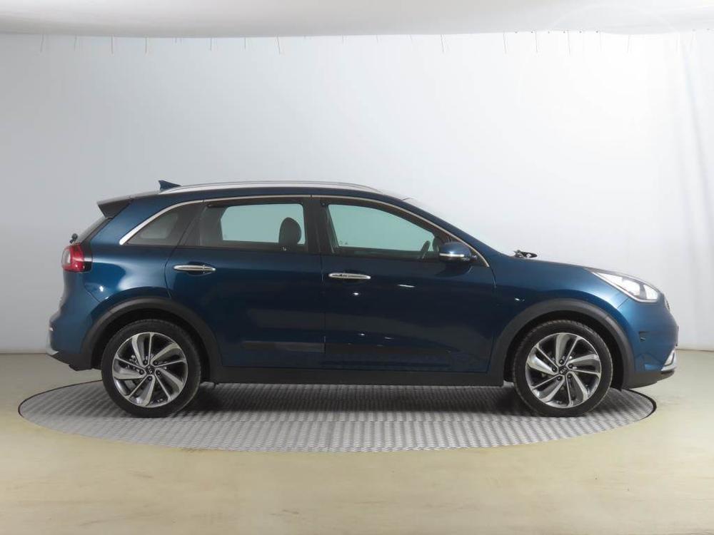 Kia Niro Hybrid, NOV CENA, Automat