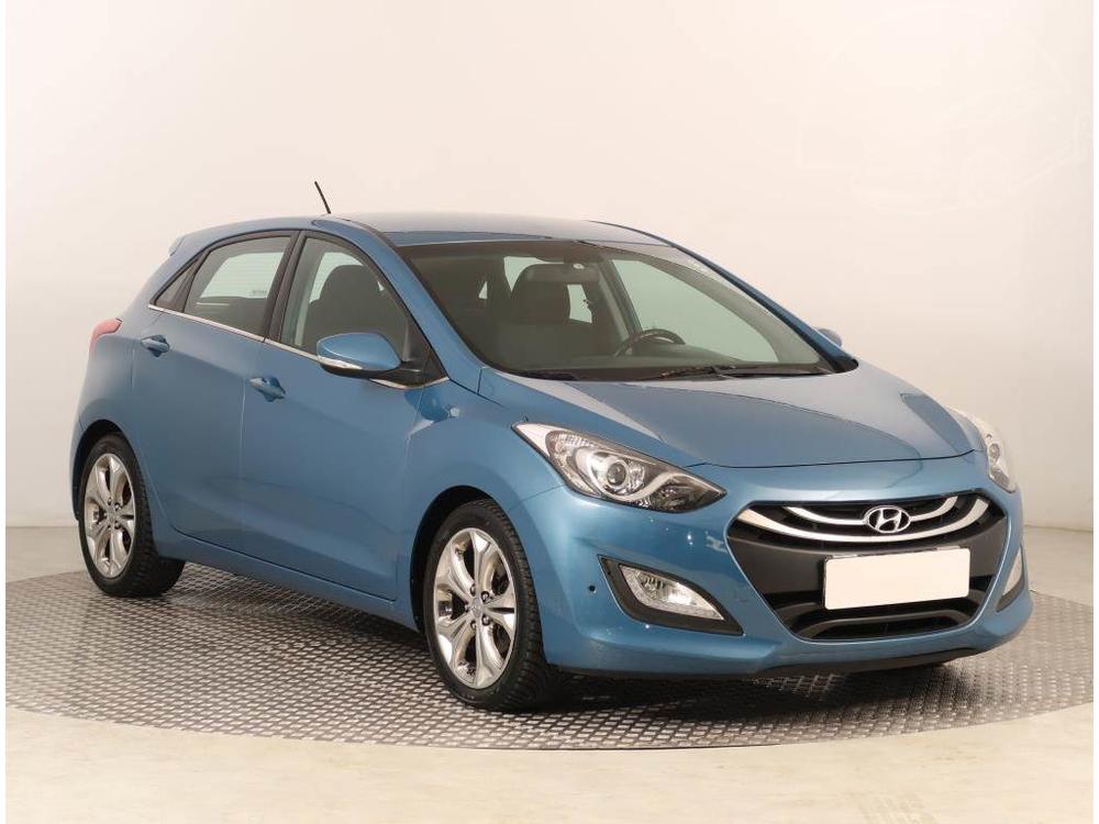 Hyundai i30 1.6 CRDi, Automatická klima