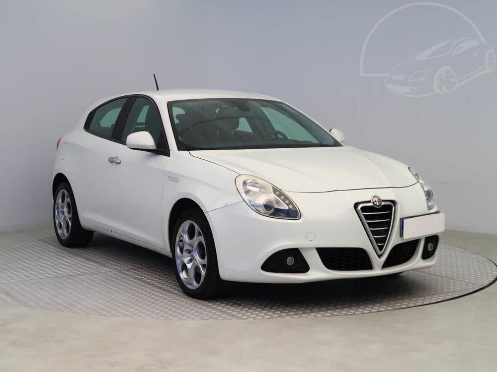 Alfa Romeo Giulietta 1.4 TB, ČR,2.maj, Serv.kniha