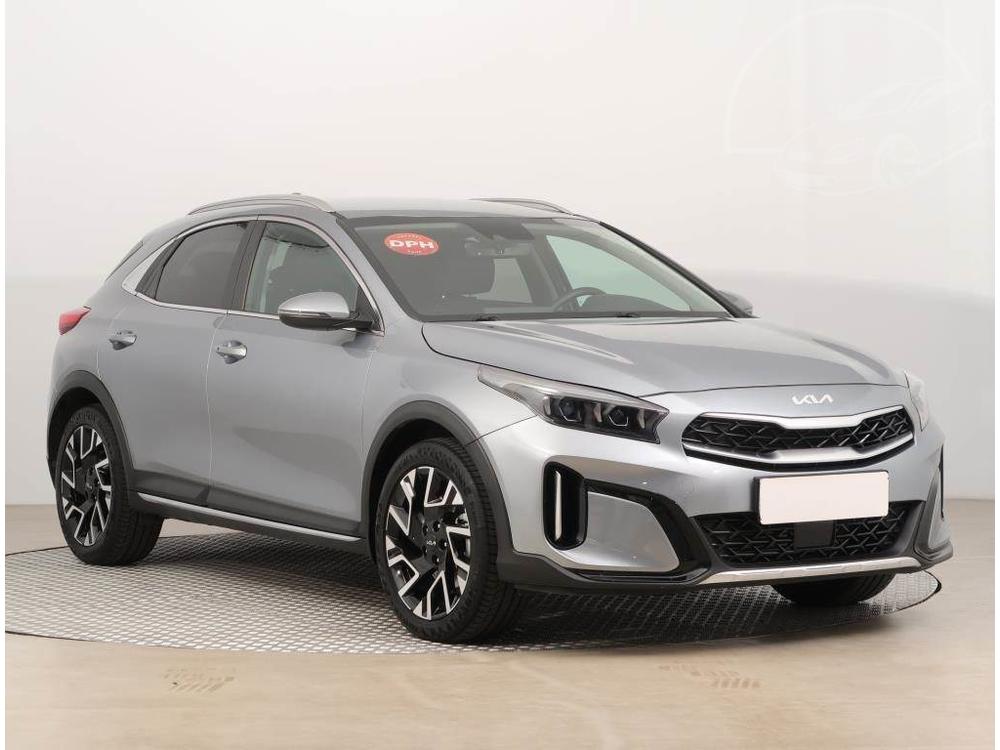 Kia XCeed 1.5 T-GDI, TOP, ČR,1.maj