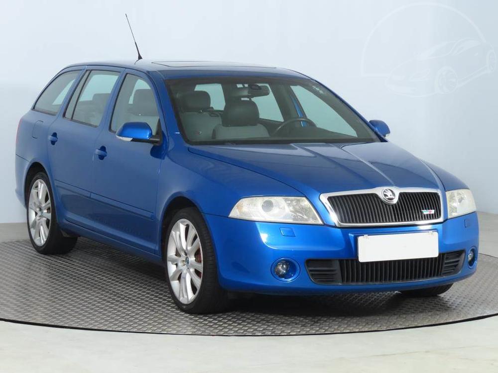 Škoda Octavia RS 2.0 TDI, Serv.kniha