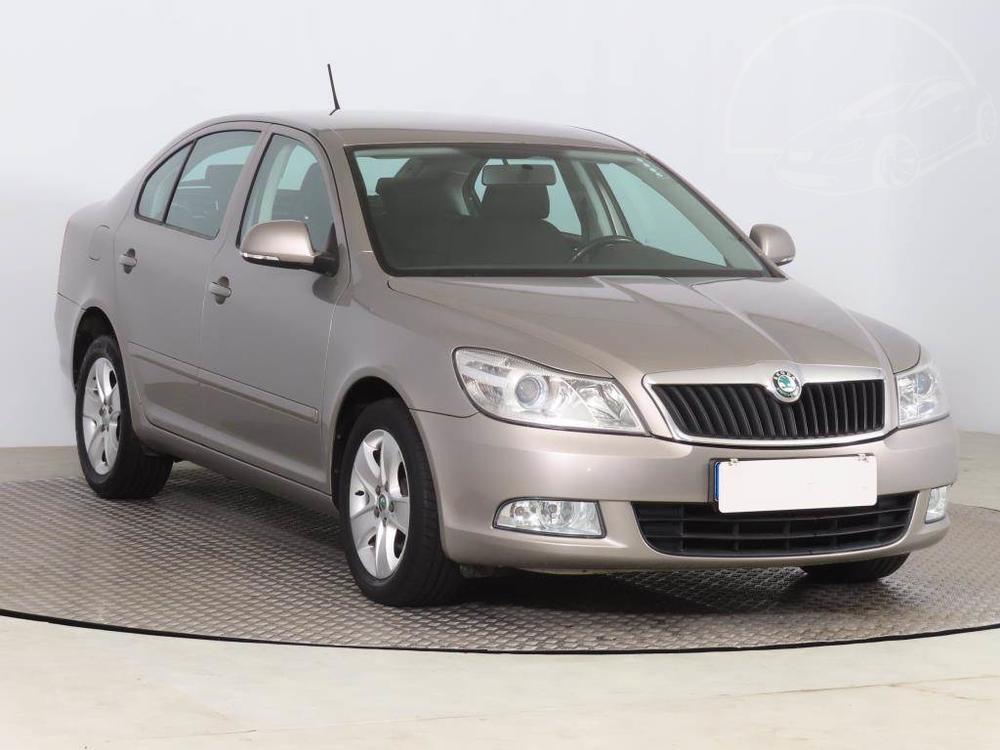 Prodm koda Octavia 1.6 TDI, R,2.maj, Serv.kniha