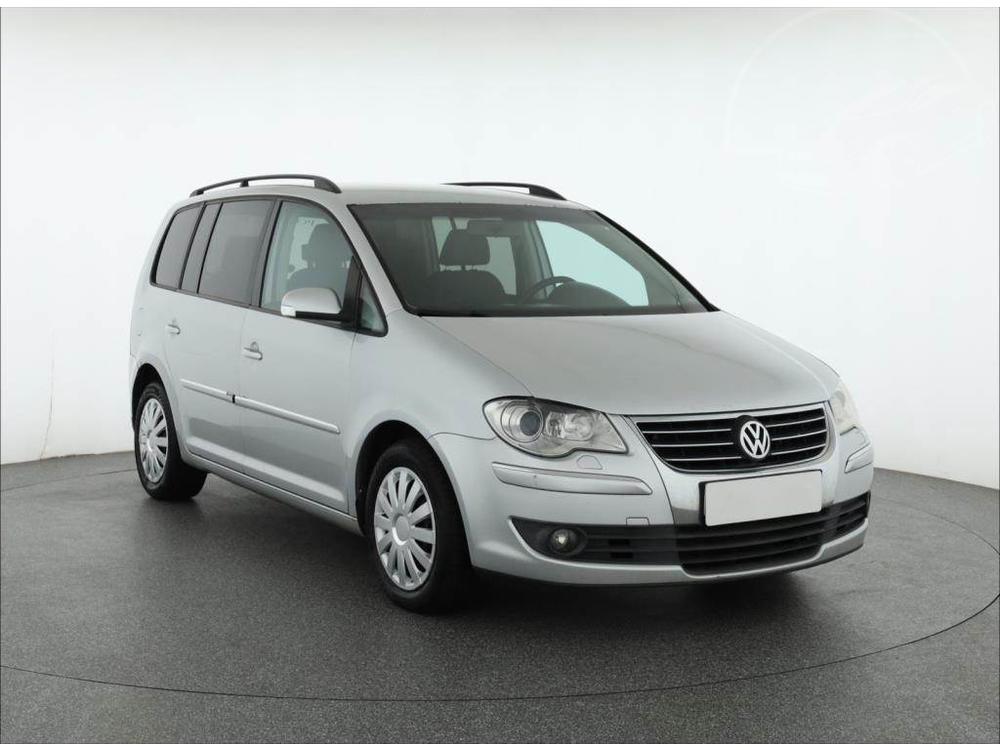 Volkswagen Touran 2.0 TDI, po STK