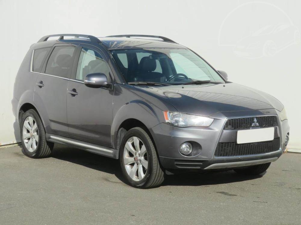 Prodm Mitsubishi Outlander 2.2 DI-D, 4X4, Navi