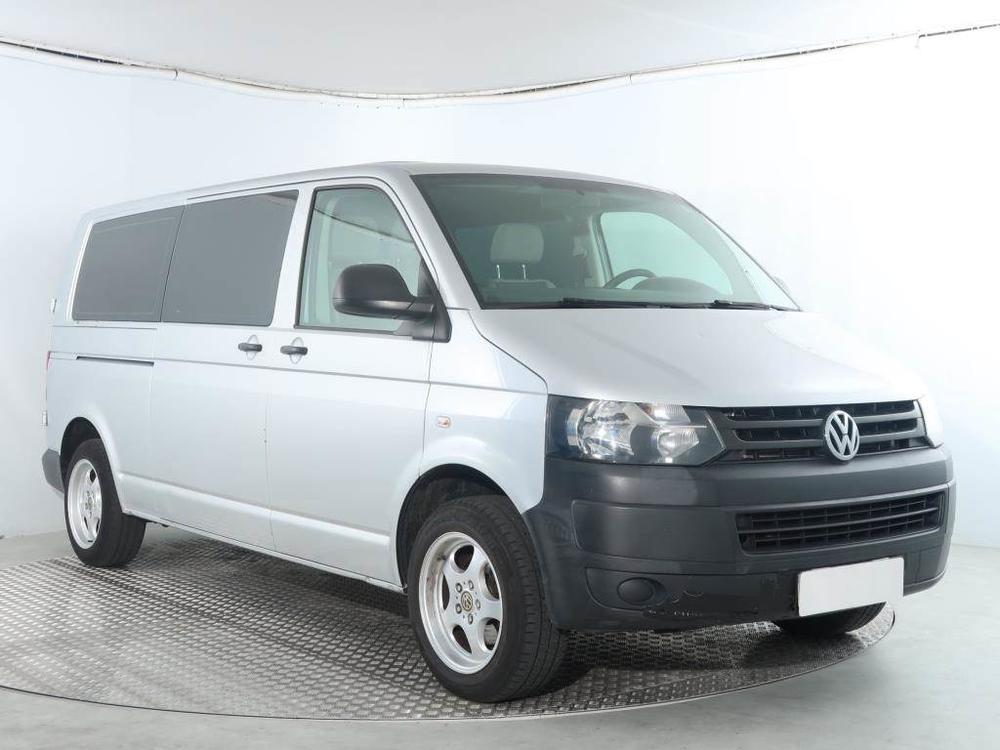 Volkswagen Transporter 2.0 TDI, Kombi, 9 míst, LR