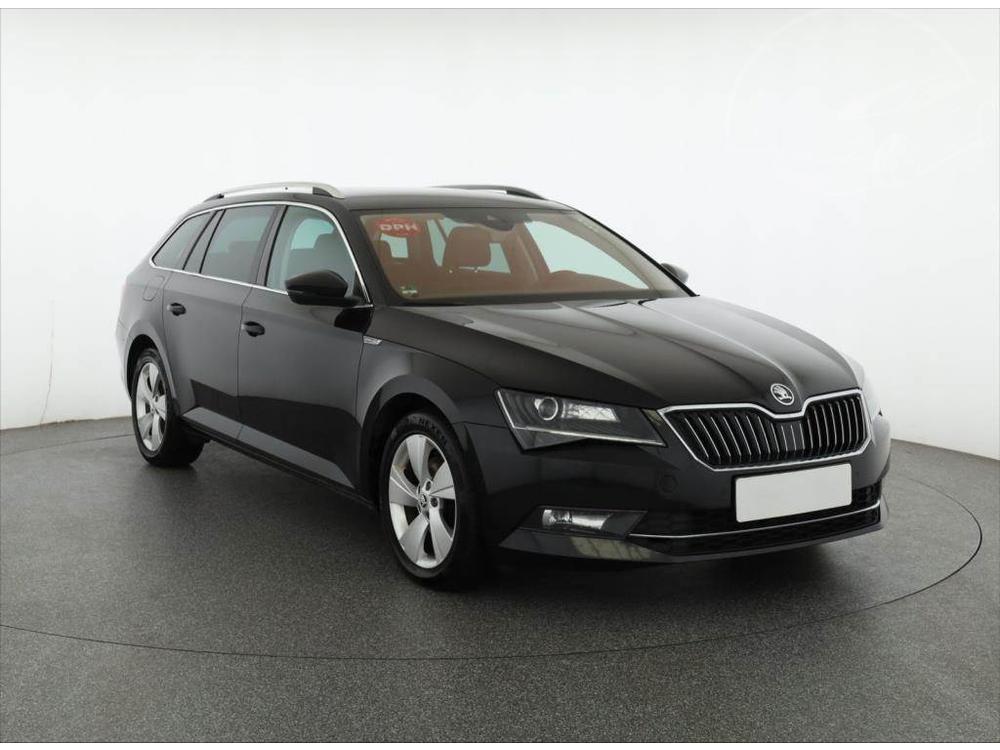 Škoda Superb 2.0 TDI, Style, Serv.kniha