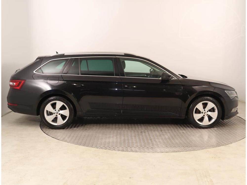 koda Superb 2.0 TDI, Style, Automat