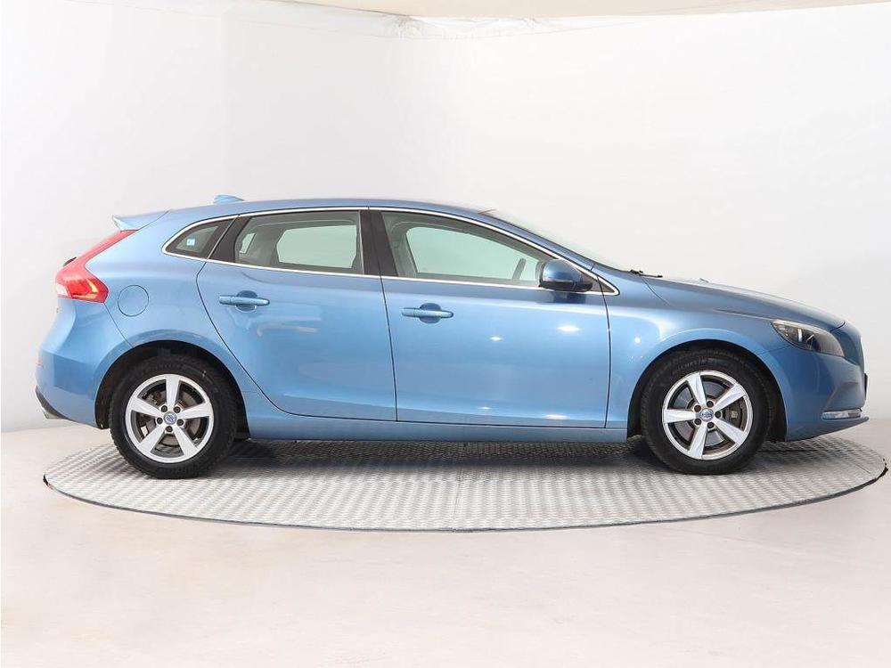 Volvo V40 2.0 D3, Automat, Serv.kniha