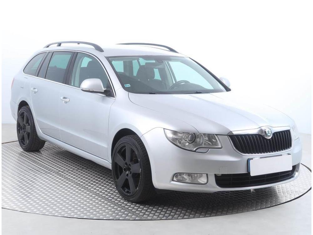 Škoda Superb 2.0 TDI, Automat, Navi, Xenony