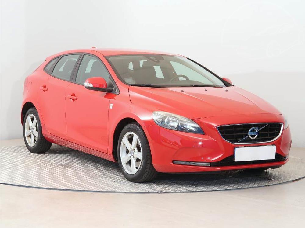 Prodm Volvo V40 1.6 T2, Serv.kniha, Klima