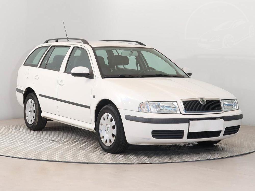 Škoda Octavia 1.6, Serv.kniha, Klima