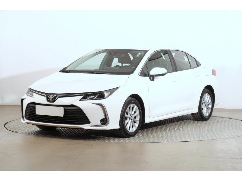 Toyota Corolla 1.5 VVT-i, Comfort, Serv.kniha