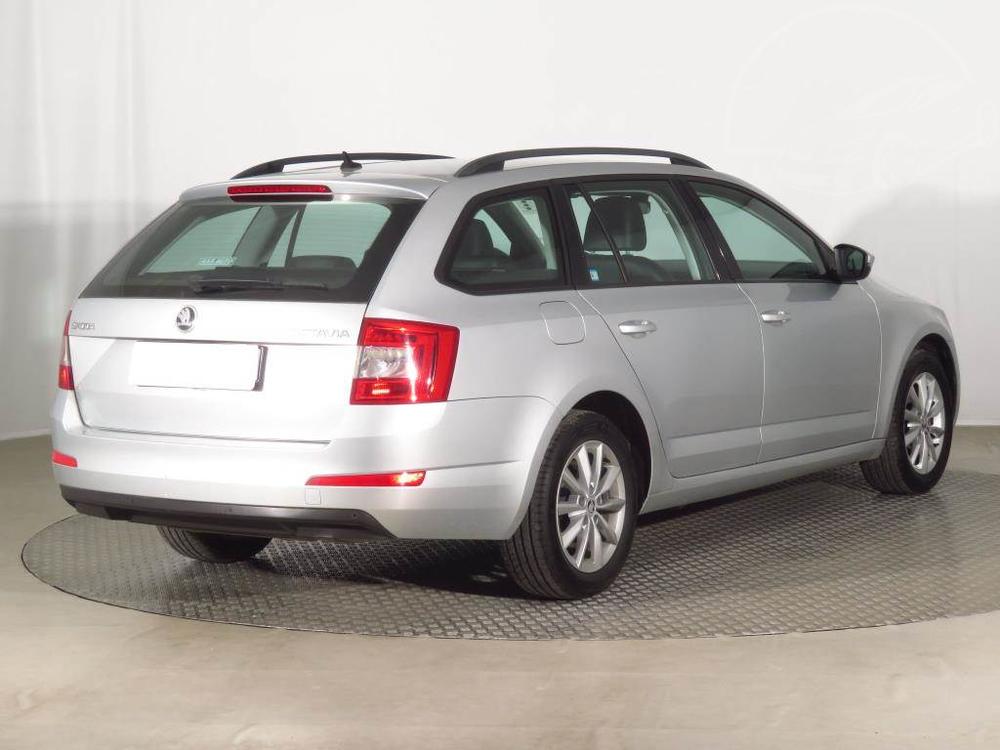 koda Octavia 1.6 TDI, Automat, Ke, Navi