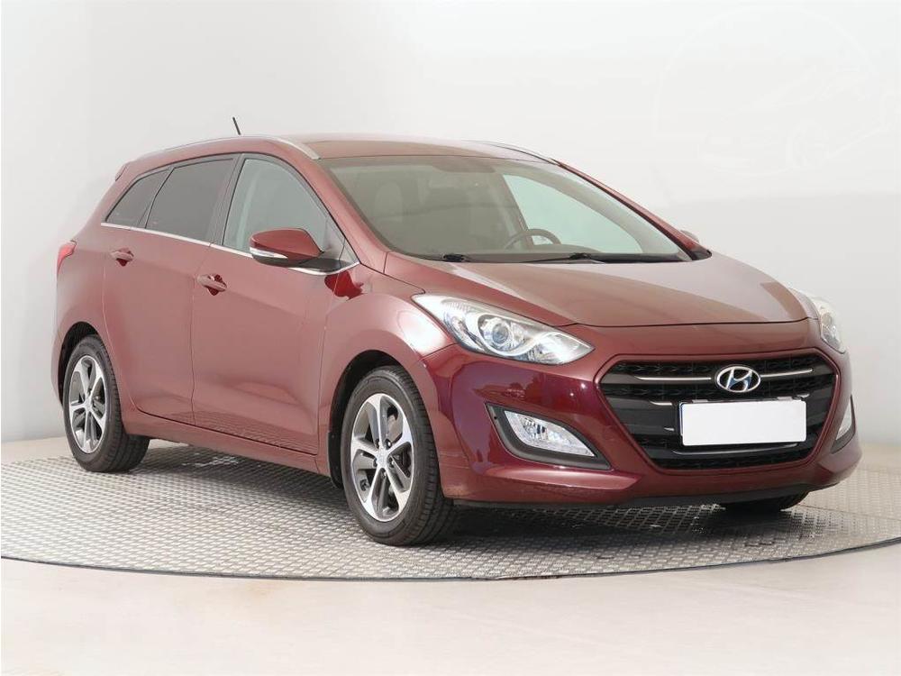 Hyundai i30 1.6 MPI, Serv.kniha