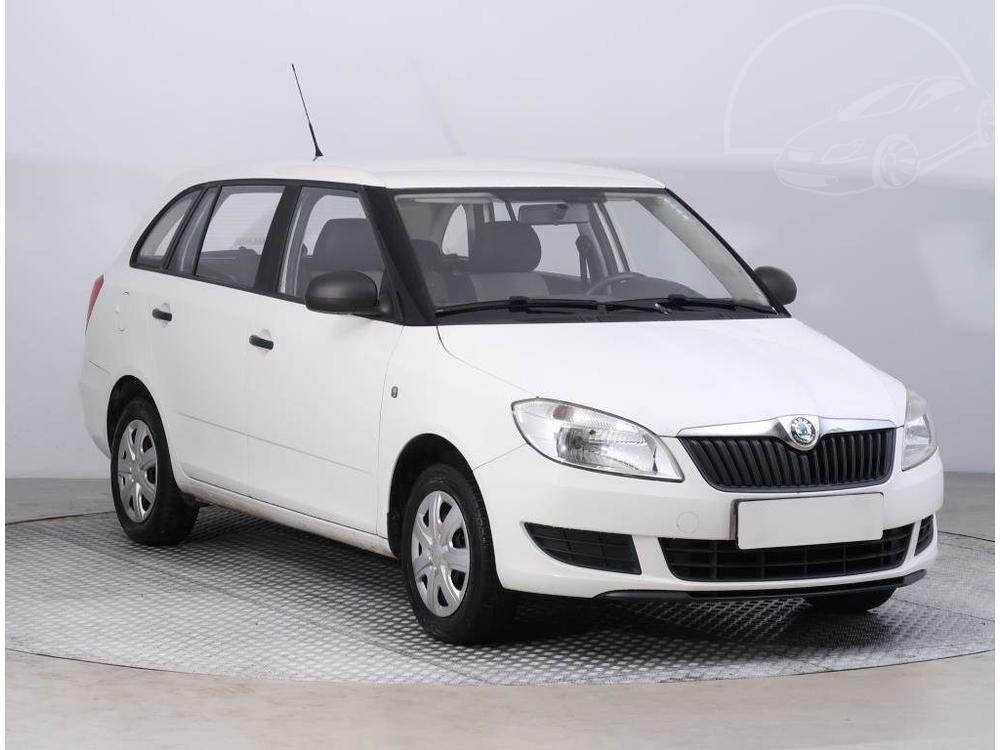 Škoda Fabia 1.2 12V, po STK, Tažné